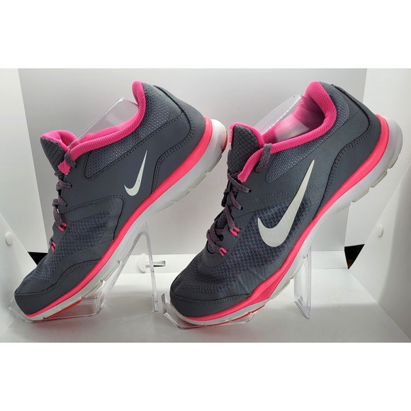 Nike Shoes - Nike Flex TR 5 Sneaker SZ 10 Womens Training Shoe Gray Pink